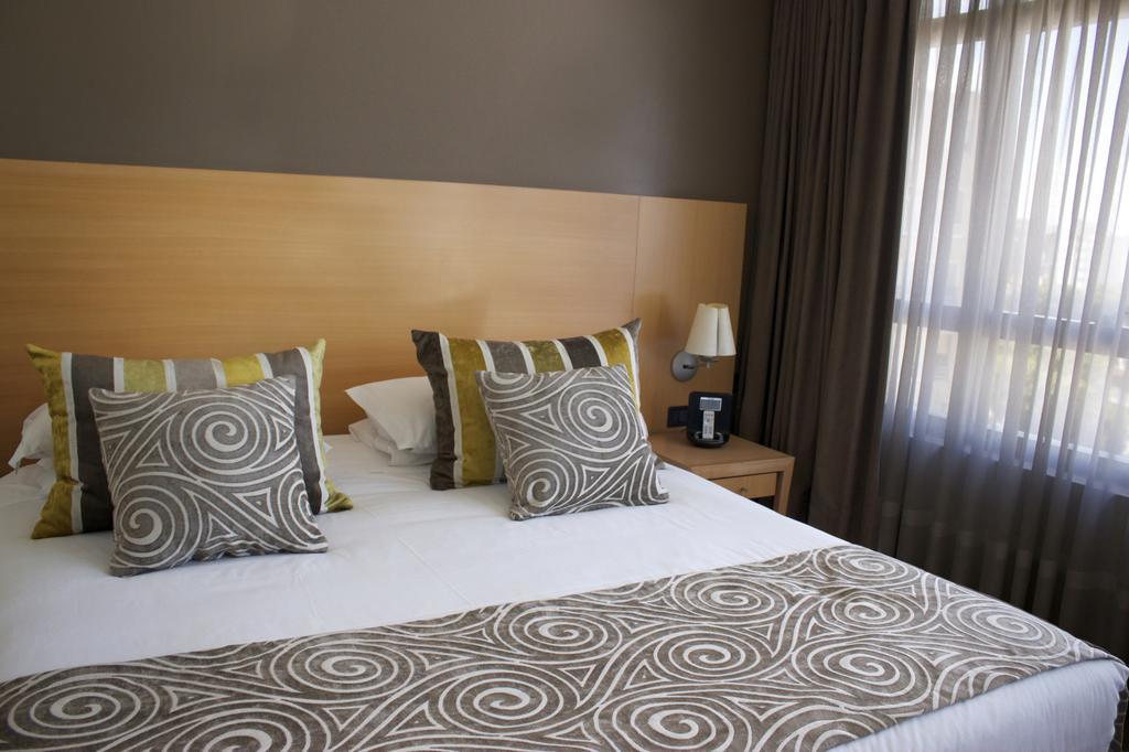 Tryp Montevideo Hotel Exterior foto